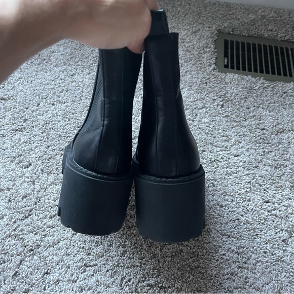 Urban Outfitters Black Chunky Platform Boot Size 7 - Picture 5 of 10